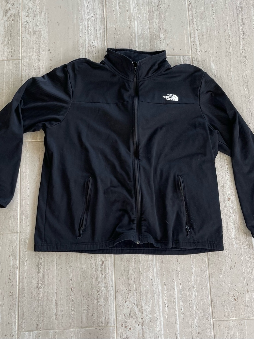 The North Face Men's Black Lightweight Full-Zip Jacket
